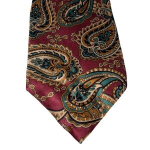 Oscar de la Renta Couture Silk Tie Red Paisley Necktie USA Vintage Old Money
